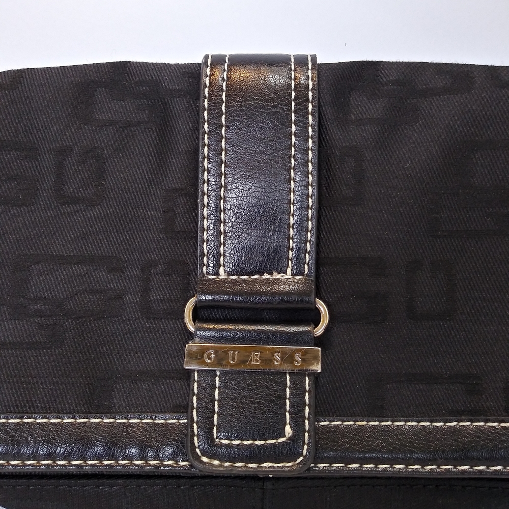 Guess purse